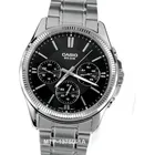 Reloj pulsera Casio Casio con correa de acero inoxidable color plateado - fondo negro